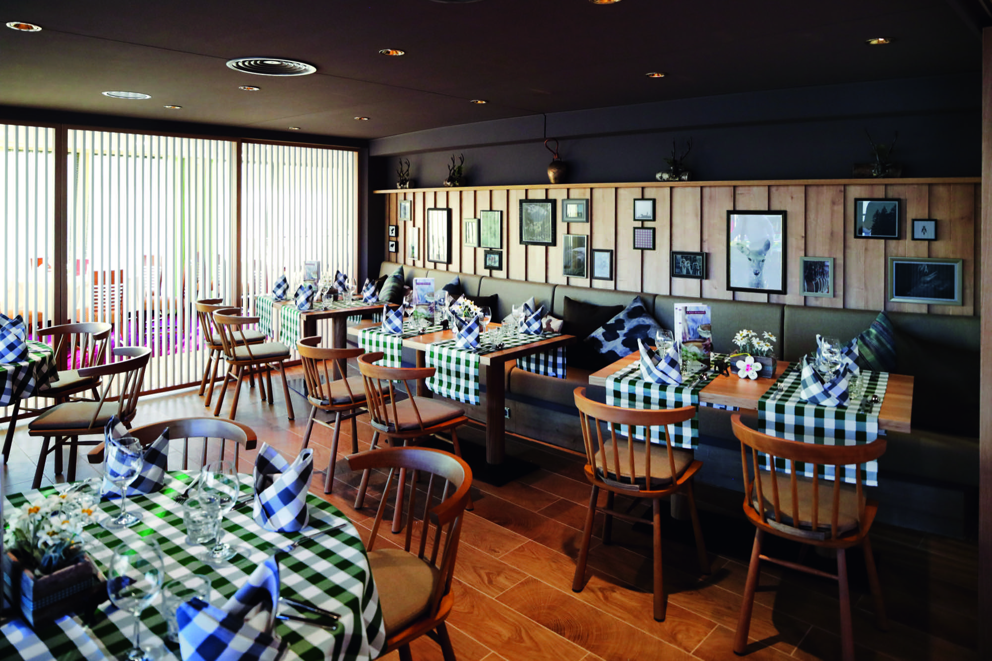 A-ROSA DONNA - The Market Restaurant